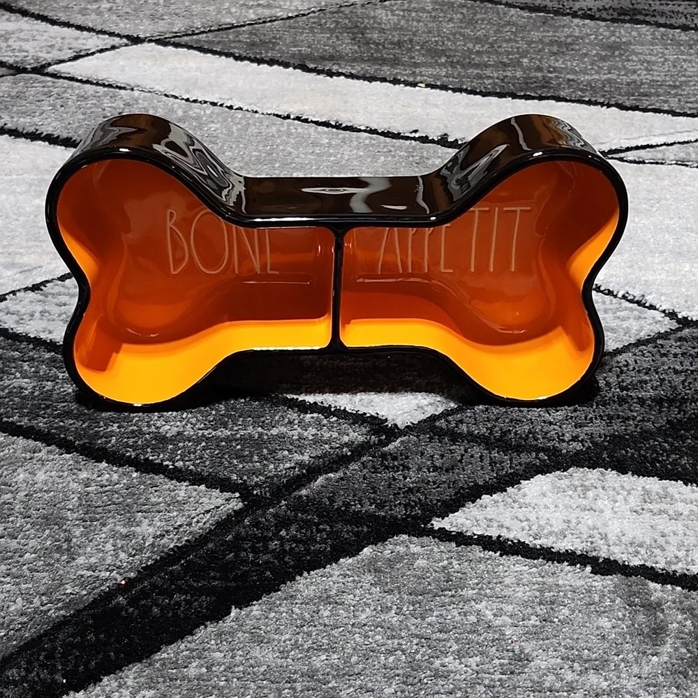 RAE DUNN ARTISAN COLLECTION BONE APPETIT PET BOWL BLACK & ORANGE NWOT